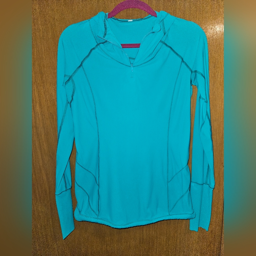 Lululemon Blue Fitted Crew Neck Long Sleeve Sweatshirt